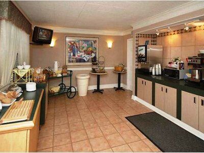 La Quinta By Wyndham New Orleans Causeway